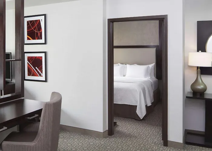 Cambria Hotel White Plains - Downtown